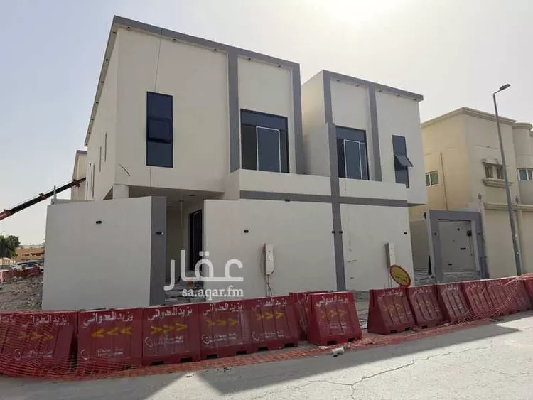 فيلا للبيع في شارع عازب بن الحارث, حي أحد, مدينة الدمام, المنطقة الشرقية