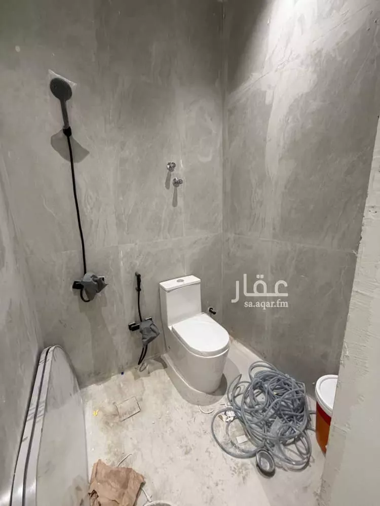 فيلا للبيع في شارع عازب بن الحارث, حي أحد, مدينة الدمام, المنطقة الشرقية صورة 5