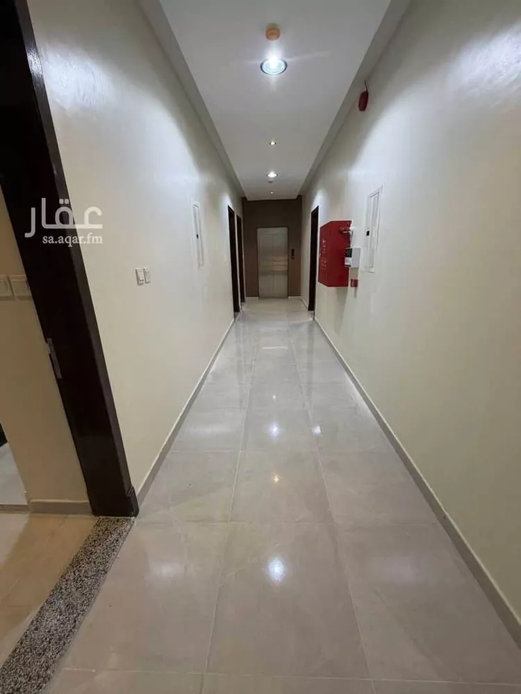 عمارة للبيع في شارع الحوراء, حي الضباب, مدينة الدمام, المنطقة الشرقية صورة 2