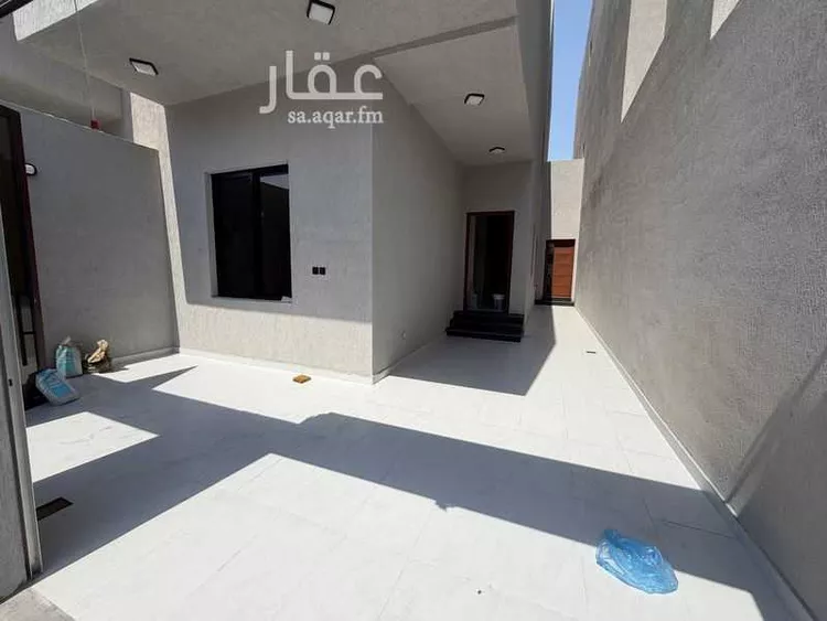 فيلا للبيع في شارع سعيد بن زيد, حي أحد, مدينة الدمام, المنطقة الشرقية