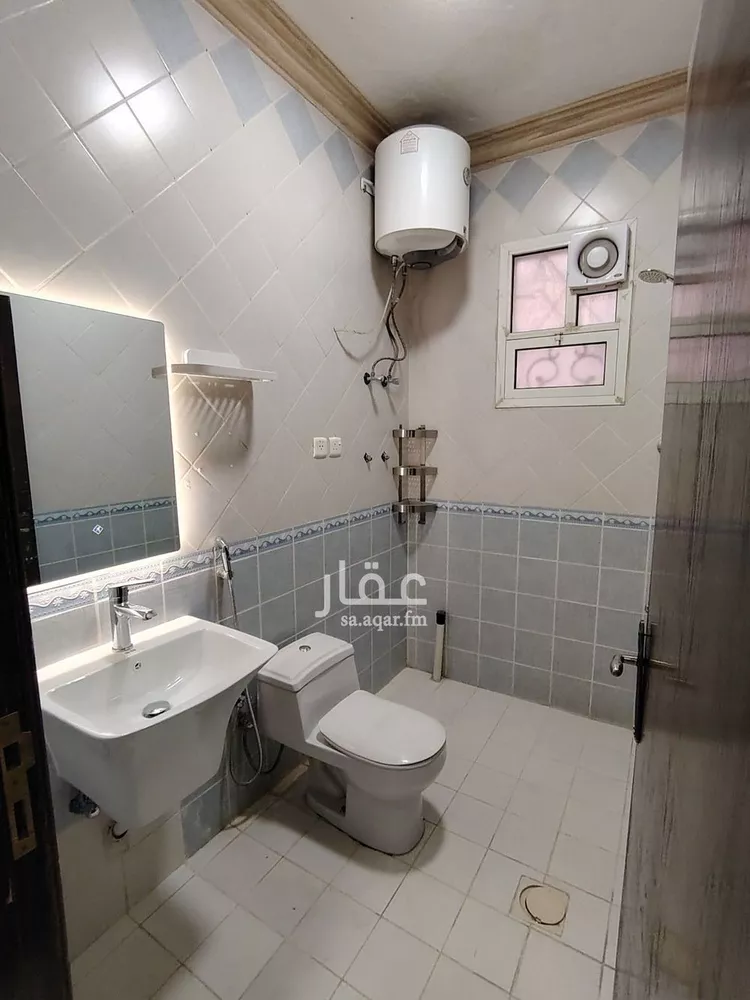 دور للإيجار في شارع الفارعة, حي الربيع, مدينة الرياض, منطقة الرياض صورة 2