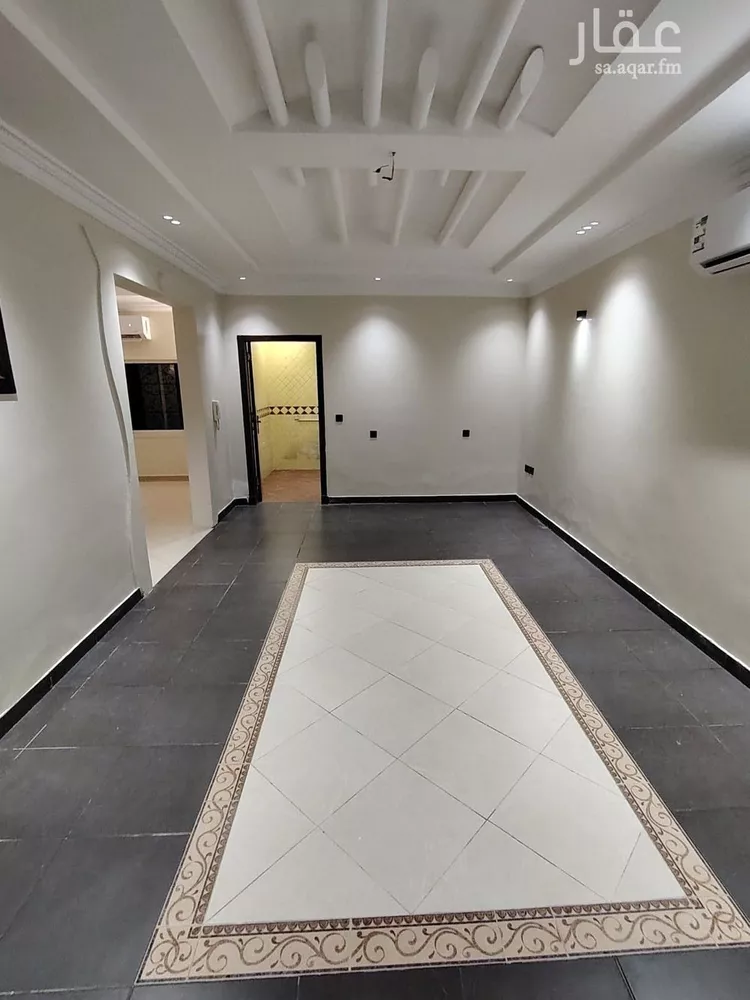 فيلا للإيجار في شارع الحياري, حي النفل, مدينة الرياض, منطقة الرياض 16