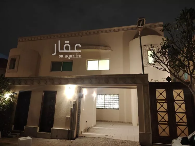 فيلا للإيجار في شارع الخريصية, حي النفل, مدينة الرياض, منطقة الرياض 1 صورة