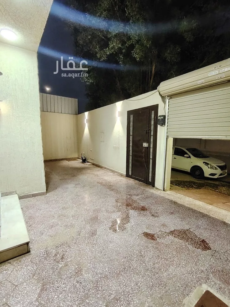 فيلا للإيجار في شارع الحياري, حي النفل, مدينة الرياض, منطقة الرياض 13