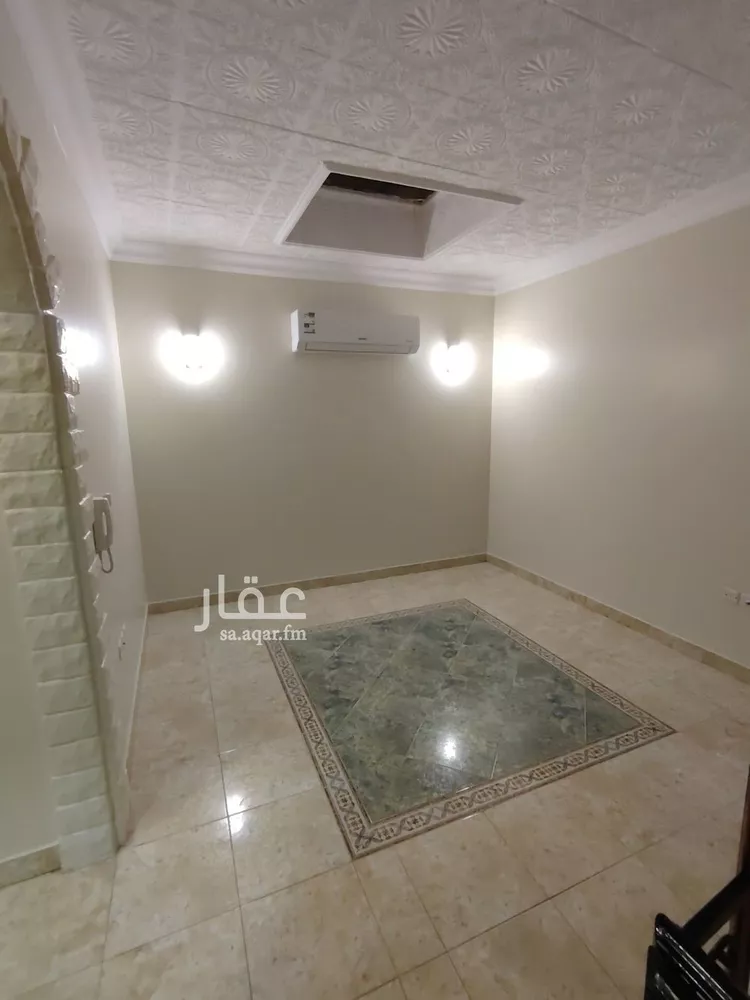 فيلا للإيجار في شارع الحياري, حي النفل, مدينة الرياض, منطقة الرياض 6