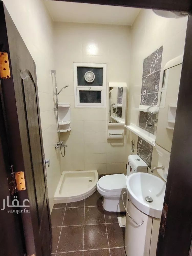 شقة للإيجار في شارع الأحمدي, حي التعاون, مدينة الرياض, منطقة الرياض صورة 5