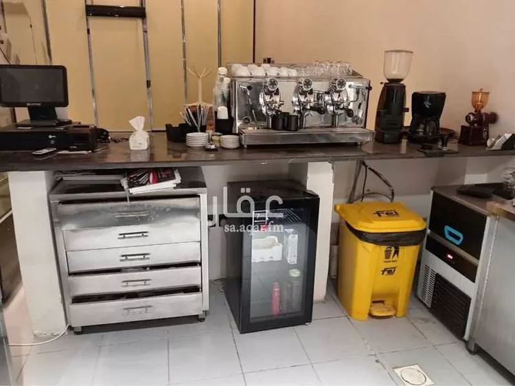 محل للبيع في شارع ابن الجزري ، حي الشرق ، الرياض ، منطقة الرياض صورة 5