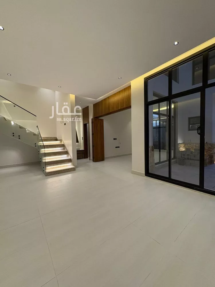 فيلا للبيع في شارع أبي الفضل العليمي, حي المهدية, مدينة الرياض, منطقة الرياض صورة 2