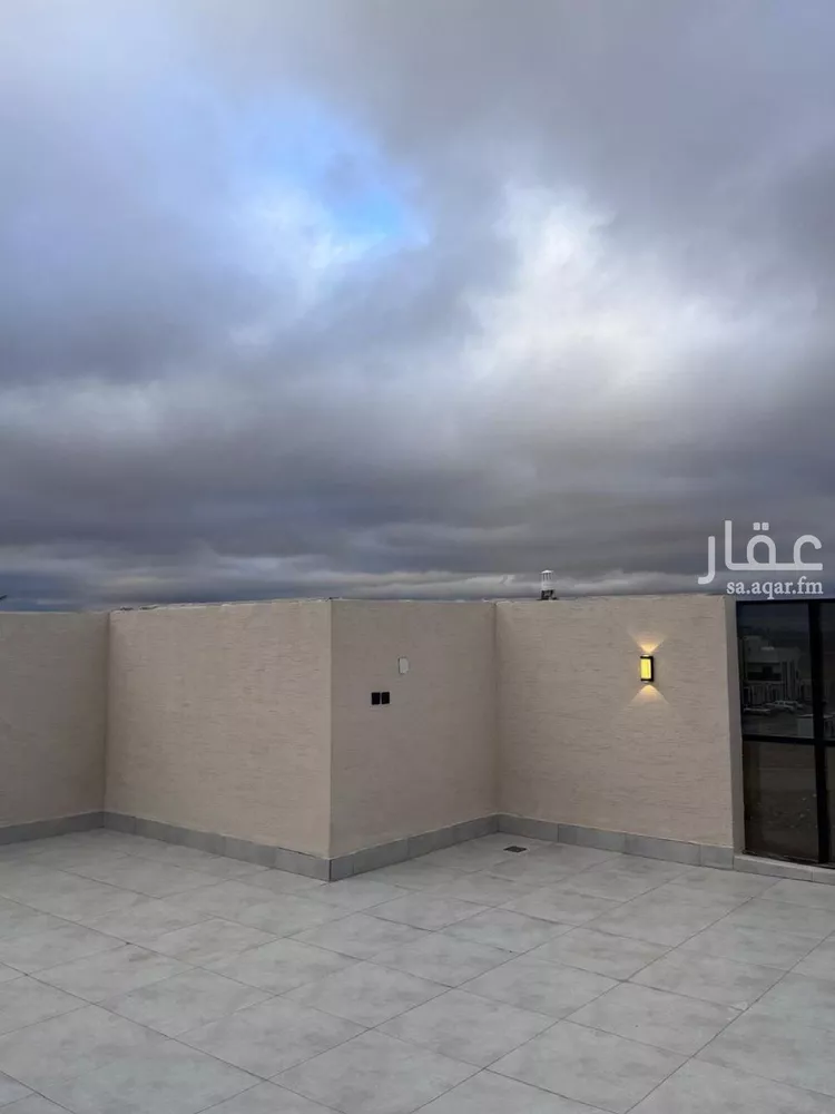فيلا للبيع في شارع أنس الكناني, حي المهدية, مدينة الرياض, منطقة الرياض 24