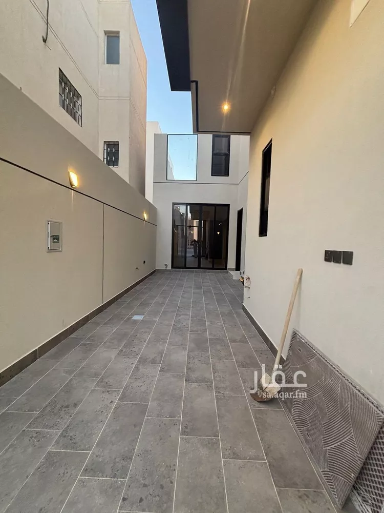 فيلا للبيع في شارع السيل الكبير, حي المهدية, مدينة الرياض, منطقة الرياض صورة 5