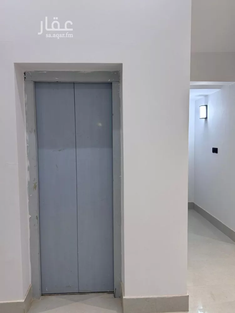 فيلا للبيع في شارع أنس الكناني, حي المهدية, مدينة الرياض, منطقة الرياض 6