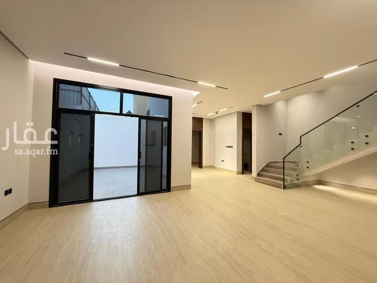 فيلا للبيع في شارع عمر بن عبدالقادر مفتي, حي المهدية, مدينة الرياض, منطقة الرياض صورة 2