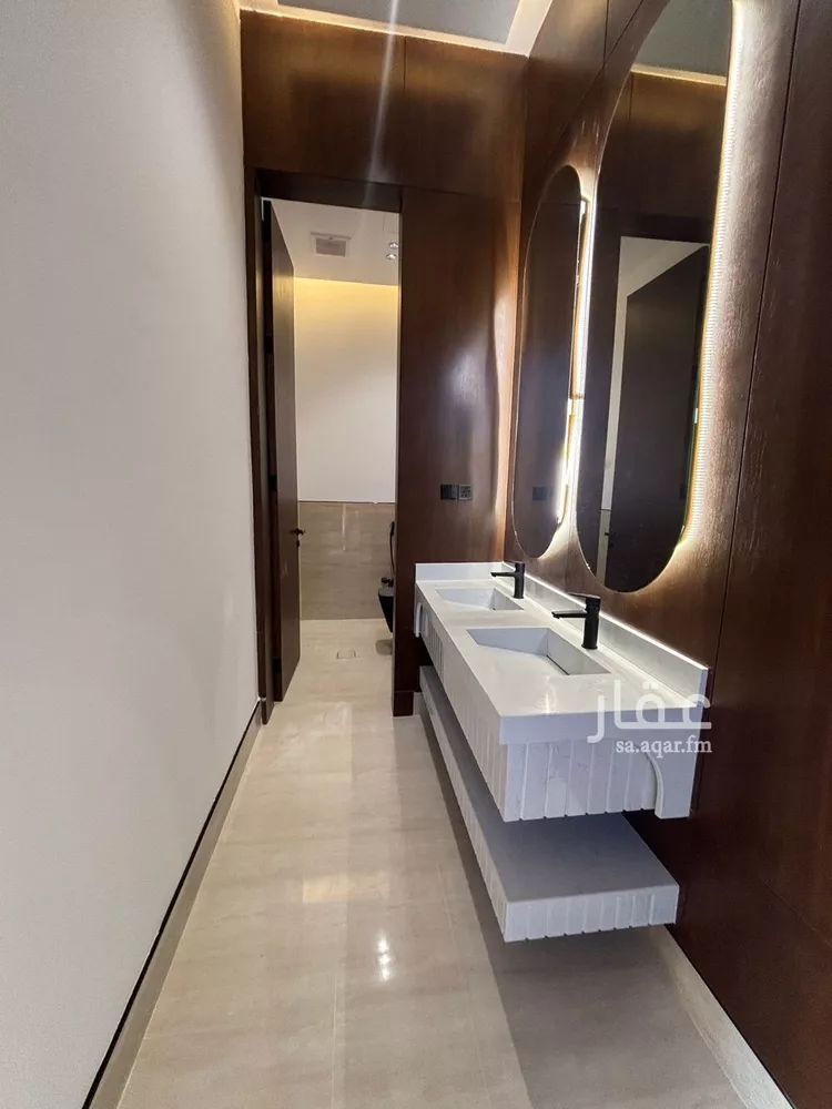 فيلا للبيع في شارع عمر بن عبدالقادر مفتي, حي المهدية, مدينة الرياض, منطقة الرياض صورة 3