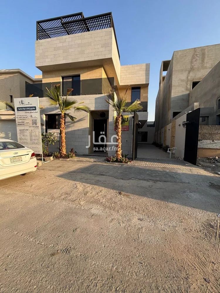 فيلا للبيع في شارع أحمد مفتي المكي الحنفي, حي المهدية, مدينة الرياض, منطقة الرياض