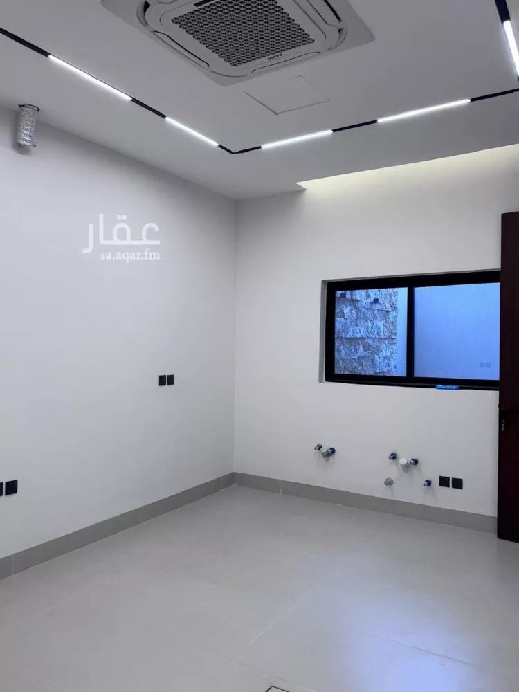 فيلا للبيع في شارع حماد الراوية, حي المهدية, مدينة الرياض, منطقة الرياض 12