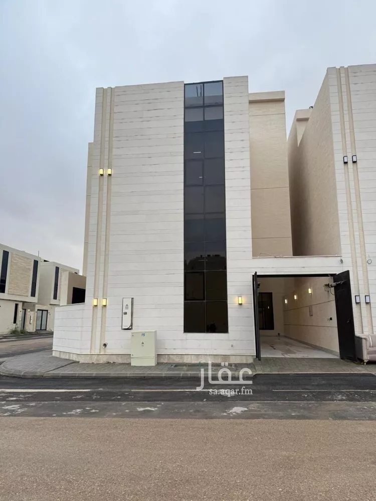 فيلا للبيع في شارع أبي الحسن الأسفرائيني, حي المهدية, مدينة الرياض, منطقة الرياض
