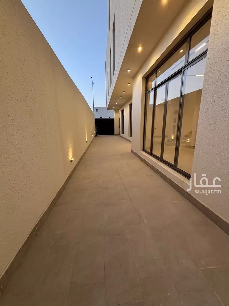 فيلا للبيع في شارع السيل الكبير, حي المهدية, مدينة الرياض, منطقة الرياض صورة 2