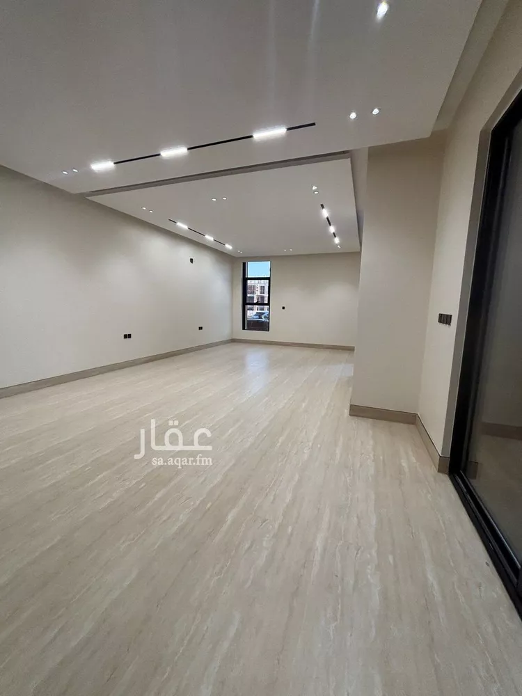 فيلا للبيع في شارع السيل الكبير, حي المهدية, مدينة الرياض, منطقة الرياض صورة 3