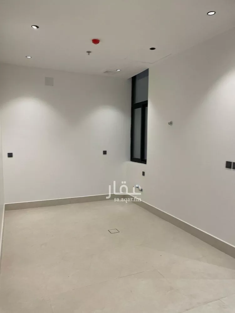 شقة للبيع في شارع قطب الدين بن السلطان, حي المهدية, مدينة الرياض, منطقة الرياض 7
