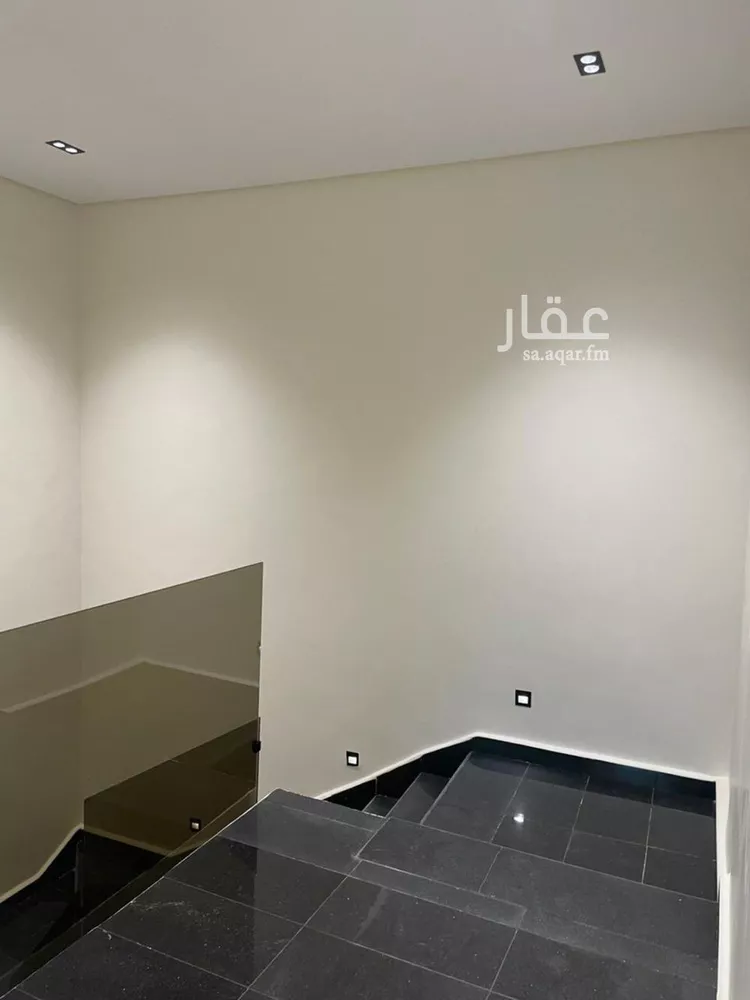 فيلا للبيع في شارع عشارة, حي الزهرة, مدينة الرياض, منطقة الرياض 9