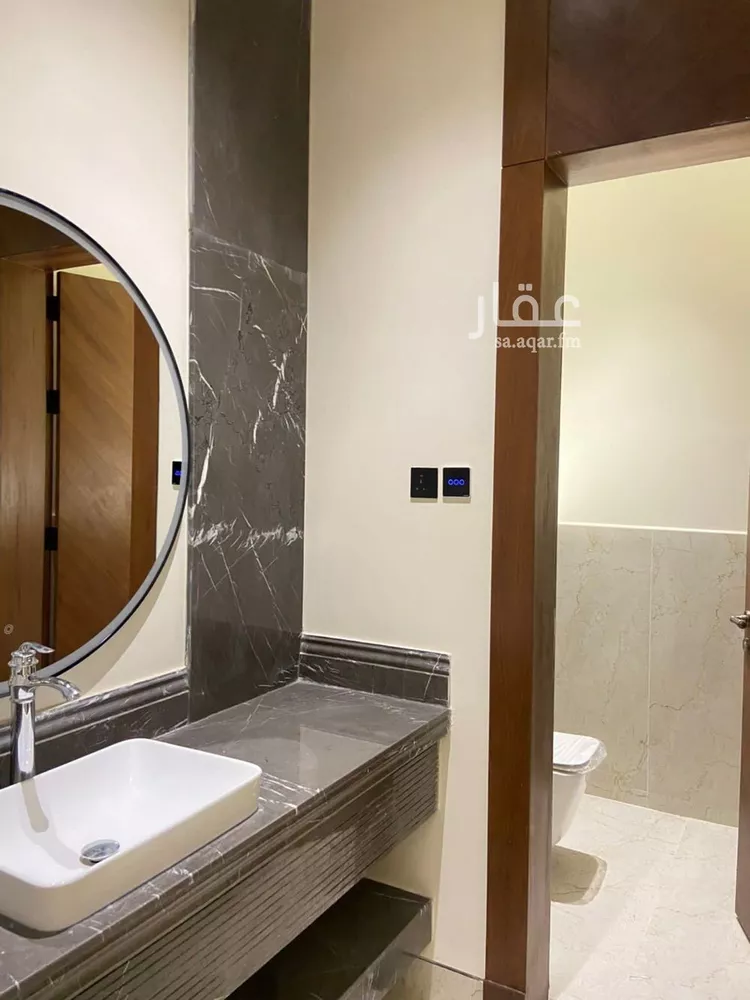 فيلا للبيع في شارع ضوء الصباح, حي المهدية, مدينة الرياض, منطقة الرياض 14