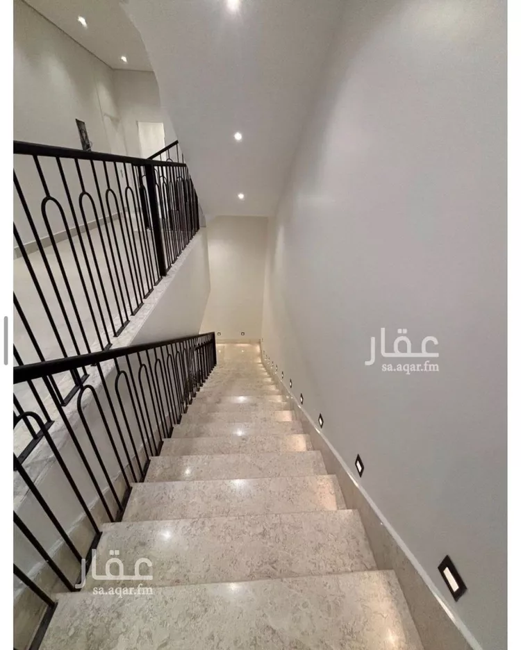 فيلا للبيع في شارع مليح بن طريف, حي المهدية, مدينة الرياض, منطقة الرياض 15