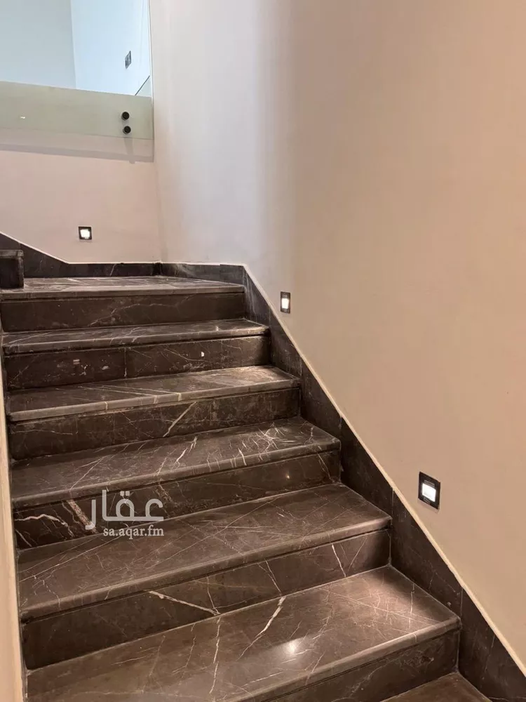فيلا للبيع في شارع حماد الراوية, حي المهدية, مدينة الرياض, منطقة الرياض 19