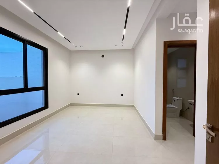 فيلا للبيع في شارع أبي الحسن الأسفرائيني, حي المهدية, مدينة الرياض, منطقة الرياض صورة 2