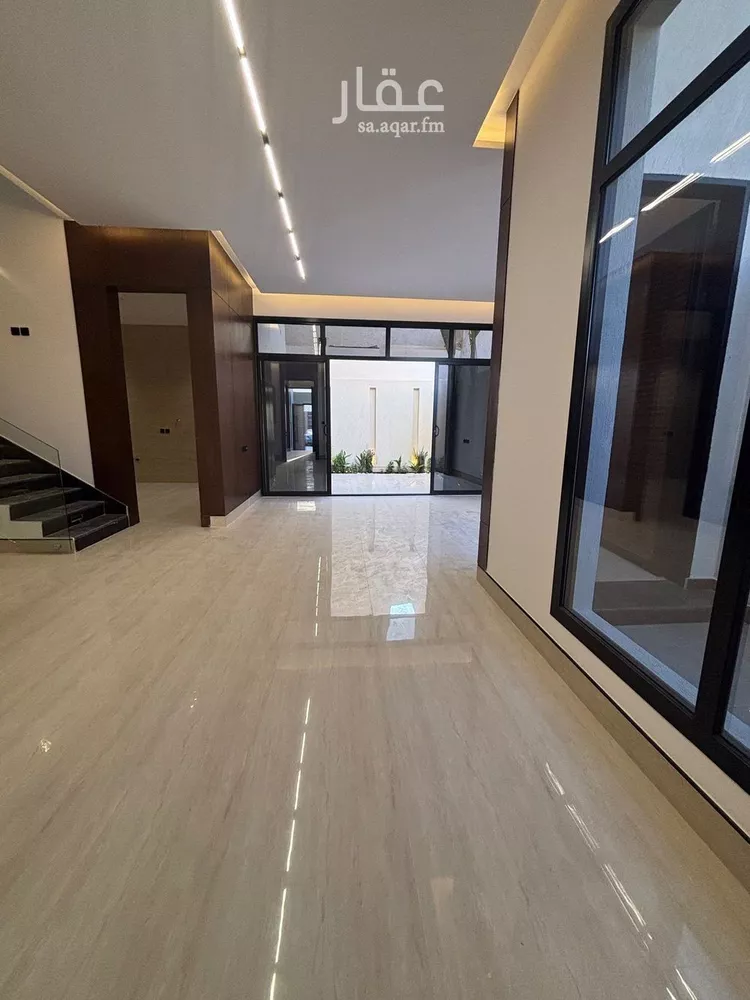 فيلا للبيع في شارع عمر بن عبدالقادر مفتي, حي المهدية, مدينة الرياض, منطقة الرياض صورة 4