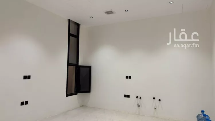 فيلا للبيع في شارع القاسم النويري, حي المهدية, مدينة الرياض, منطقة الرياض صورة 3