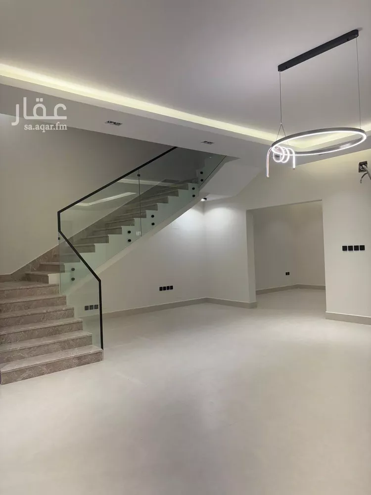 فيلا للبيع في شارع عمر بن يوسف المقرئ, حي المهدية, مدينة الرياض, منطقة الرياض صورة 4