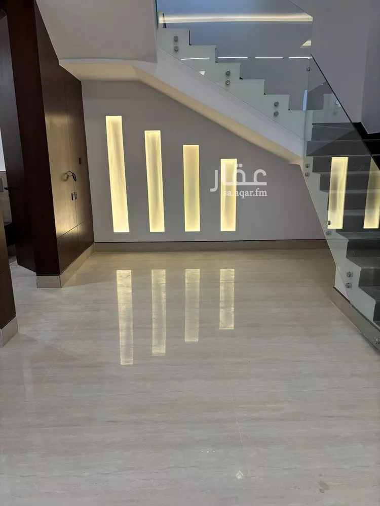 فيلا للبيع في شارع أحمد مفتي المكي الحنفي, حي المهدية, مدينة الرياض, منطقة الرياض صورة 4