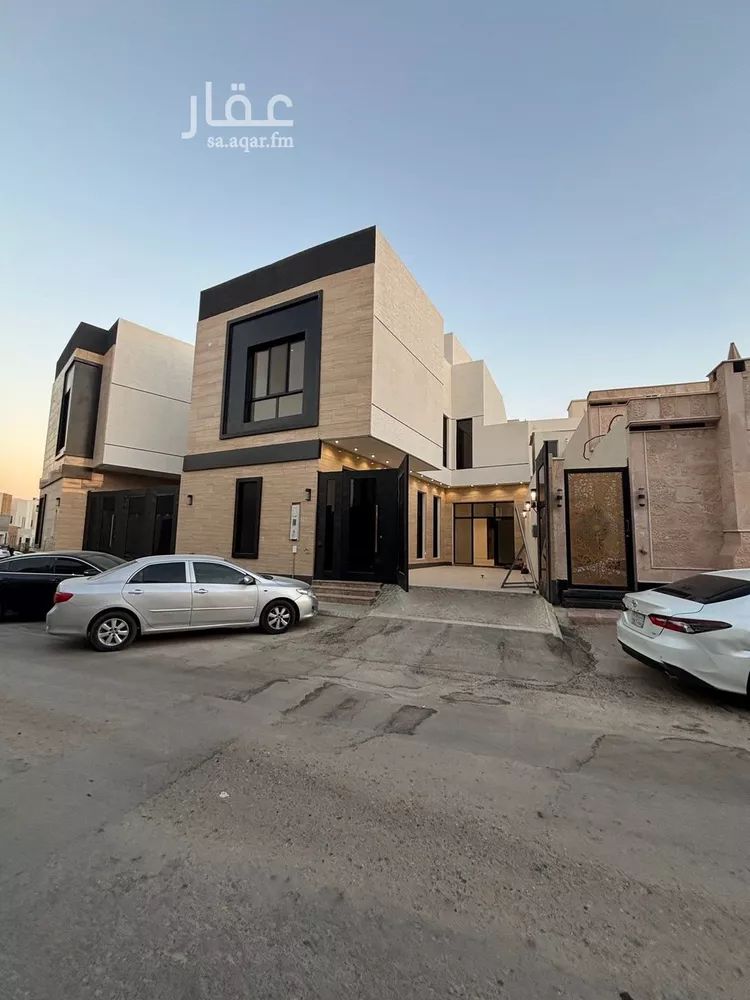 فيلا للبيع في شارع عفيف الدين الثقفي, حي المهدية, مدينة الرياض, منطقة الرياض صورة 2