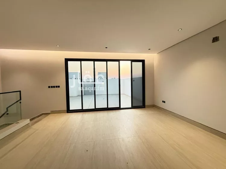 فيلا للبيع في شارع أحمد بن الحسن الأنصاري, حي المهدية, مدينة الرياض, منطقة الرياض صورة 4