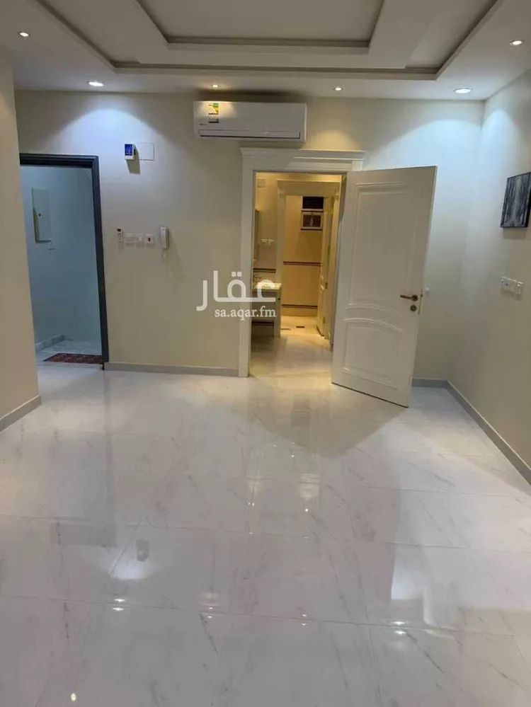 فيلا للإيجار في شارع سليمان بن بنين, حي المهدية, مدينة الرياض, منطقة الرياض صورة 2