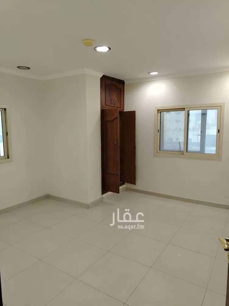 مكتب تجاري للإيجار في شارع الملك فيصل بن عبدالعزيز, حي الخبرالشمالية, مدينة الخبر, المنطقة الشرقية صورة 3