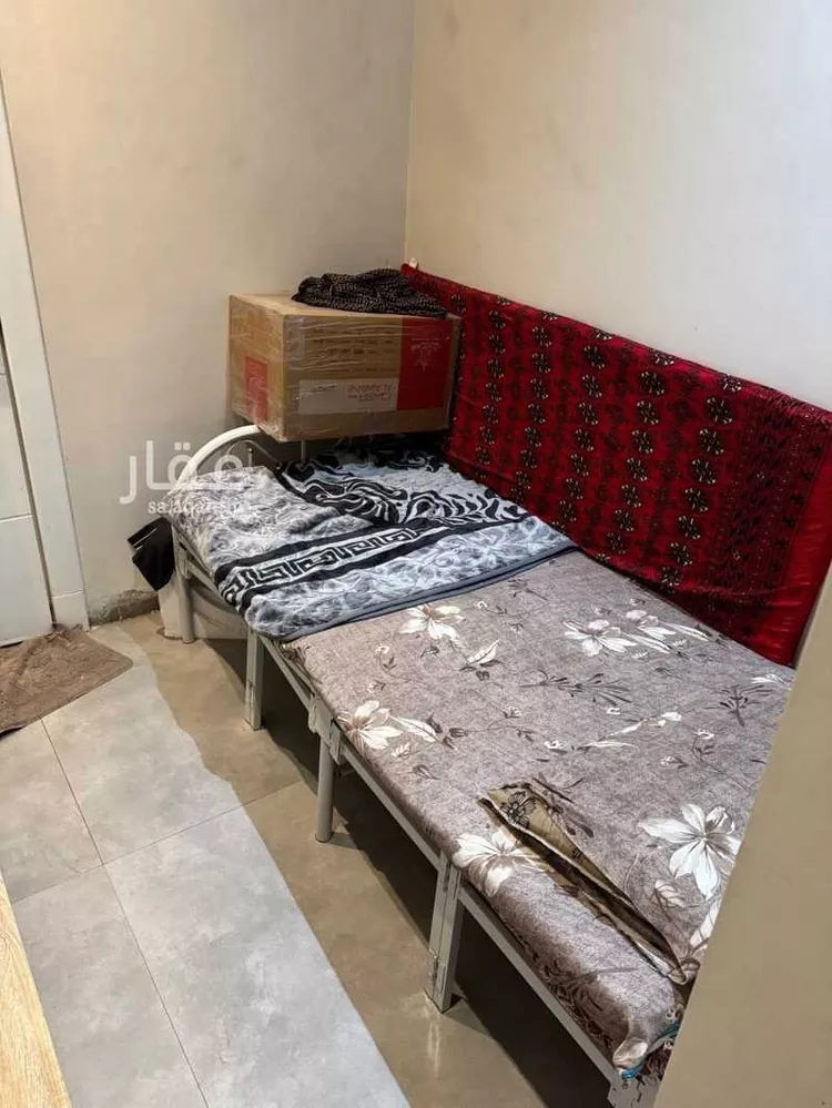 غرفة للإيجار في شارع عبدالرحمن بن مرشد ، حي المهدية ، الرياض ، منطقة الرياض