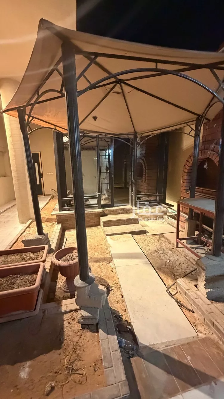 فيلا للإيجار في شارع الزهور, حي الحمراء, مدينة الرياض, منطقة الرياض 8