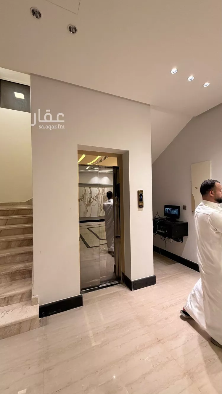 فيلا للإيجار في شارع الزهور, حي الحمراء, مدينة الرياض, منطقة الرياض 22