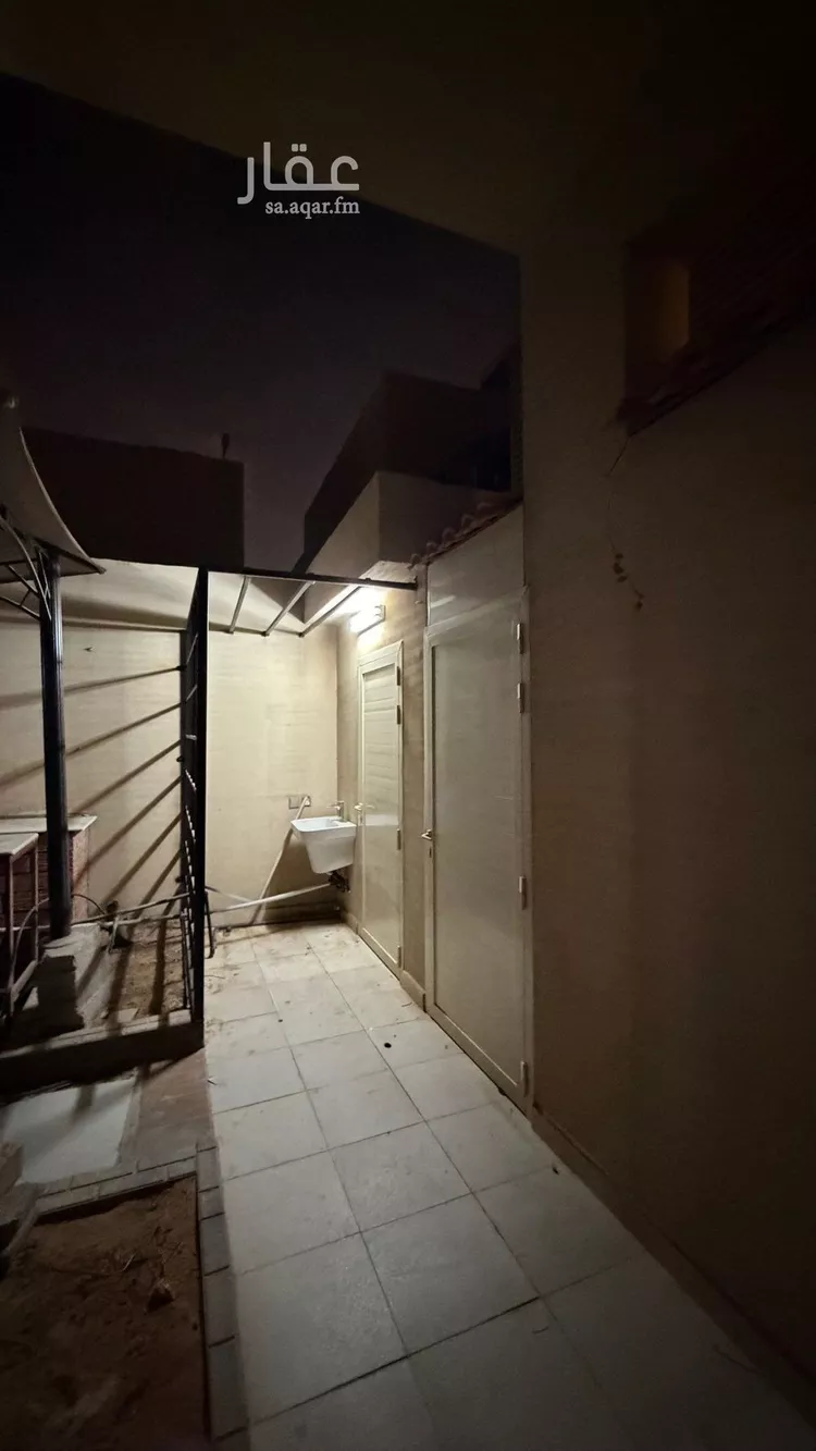 فيلا للإيجار في شارع الزهور, حي الحمراء, مدينة الرياض, منطقة الرياض 7