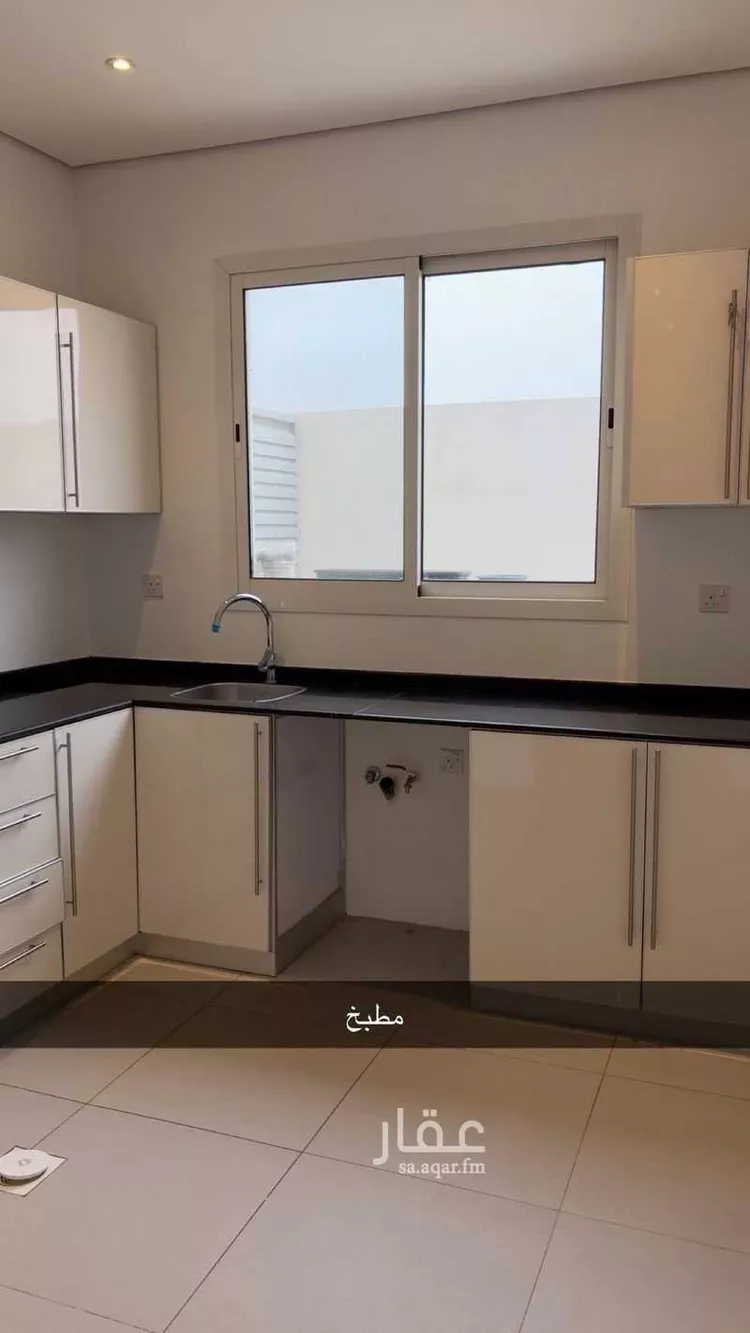 عمارة للإيجار في شارع ابي جعفر المنصور, حي غرناطة, مدينة الرياض, منطقة الرياض صورة 3