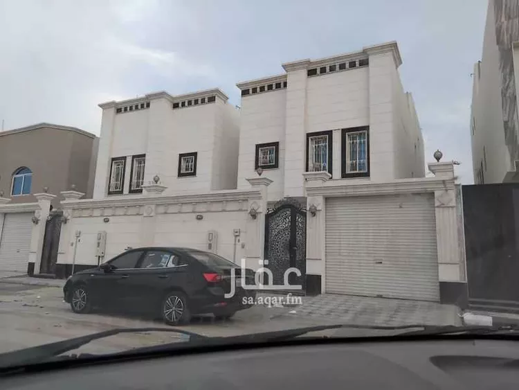 فيلا للبيع في شارع جازان, حي ضاحية الملك فهد, مدينة الدمام, المنطقة الشرقية