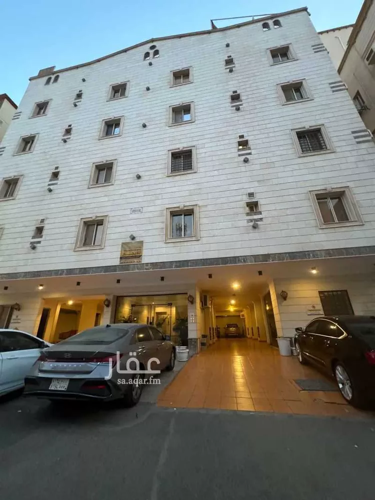 عمارة للبيع في شارع يحيى بن أبي بكر ، حي الريان ، جدة ، جدة