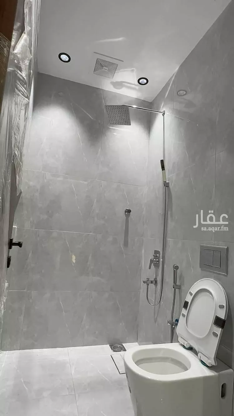 دور للبيع في شارع همام بن ربيعه, حي العزيزية, مدينة المدينة المنورة, منطقة المدينة المنورة 8