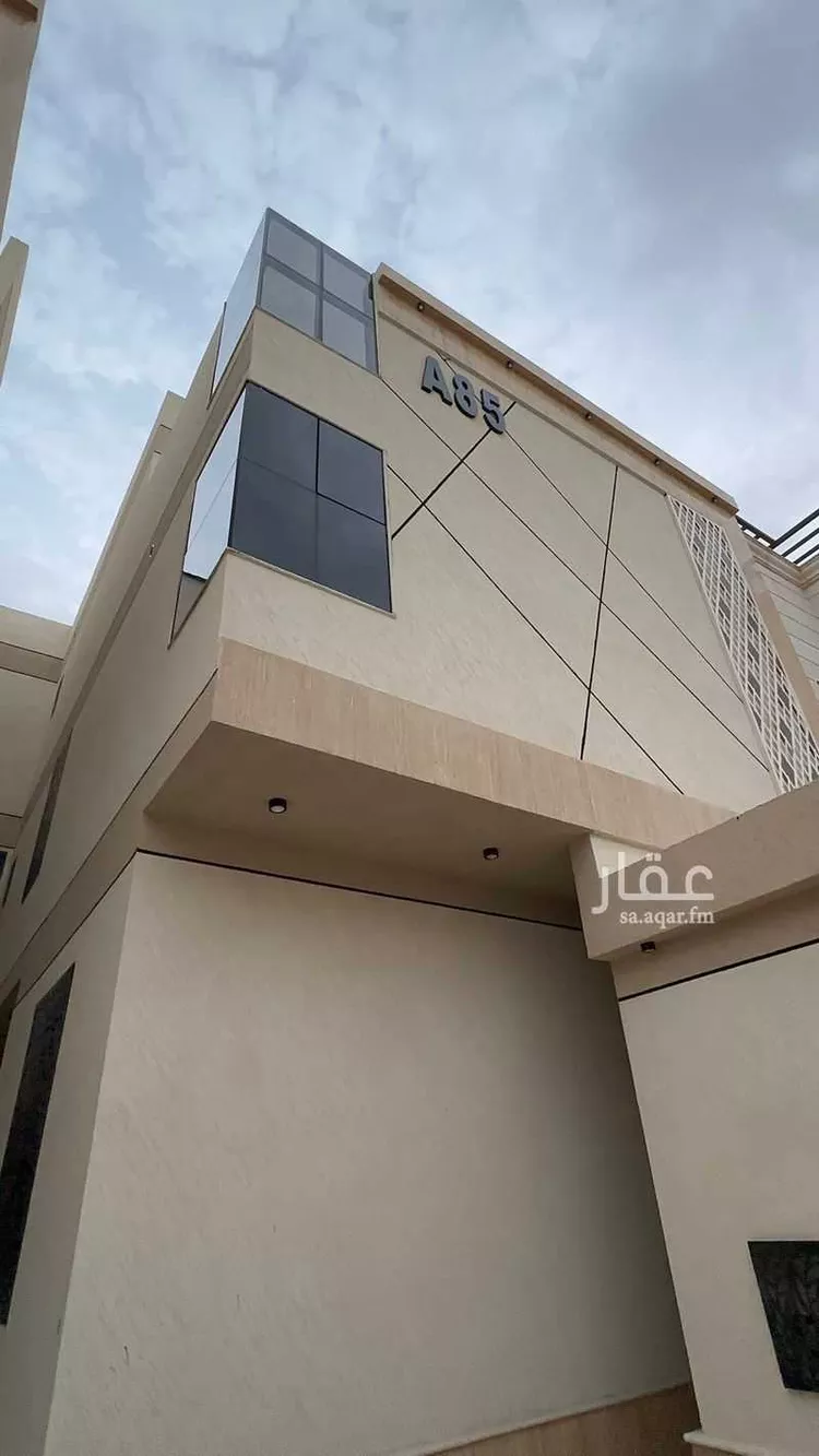 فيلا للبيع في شارع يحيى بن عبدالله بن بكير , حي شوران, مدينة المدينة المنورة, منطقة المدينة المنورة صورة 2