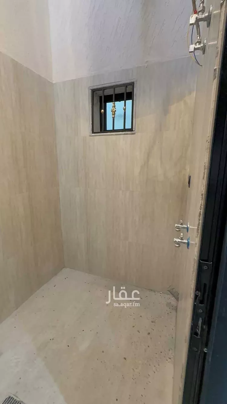 Floor for Sale in Medina As Sikkah Al Hadid 12