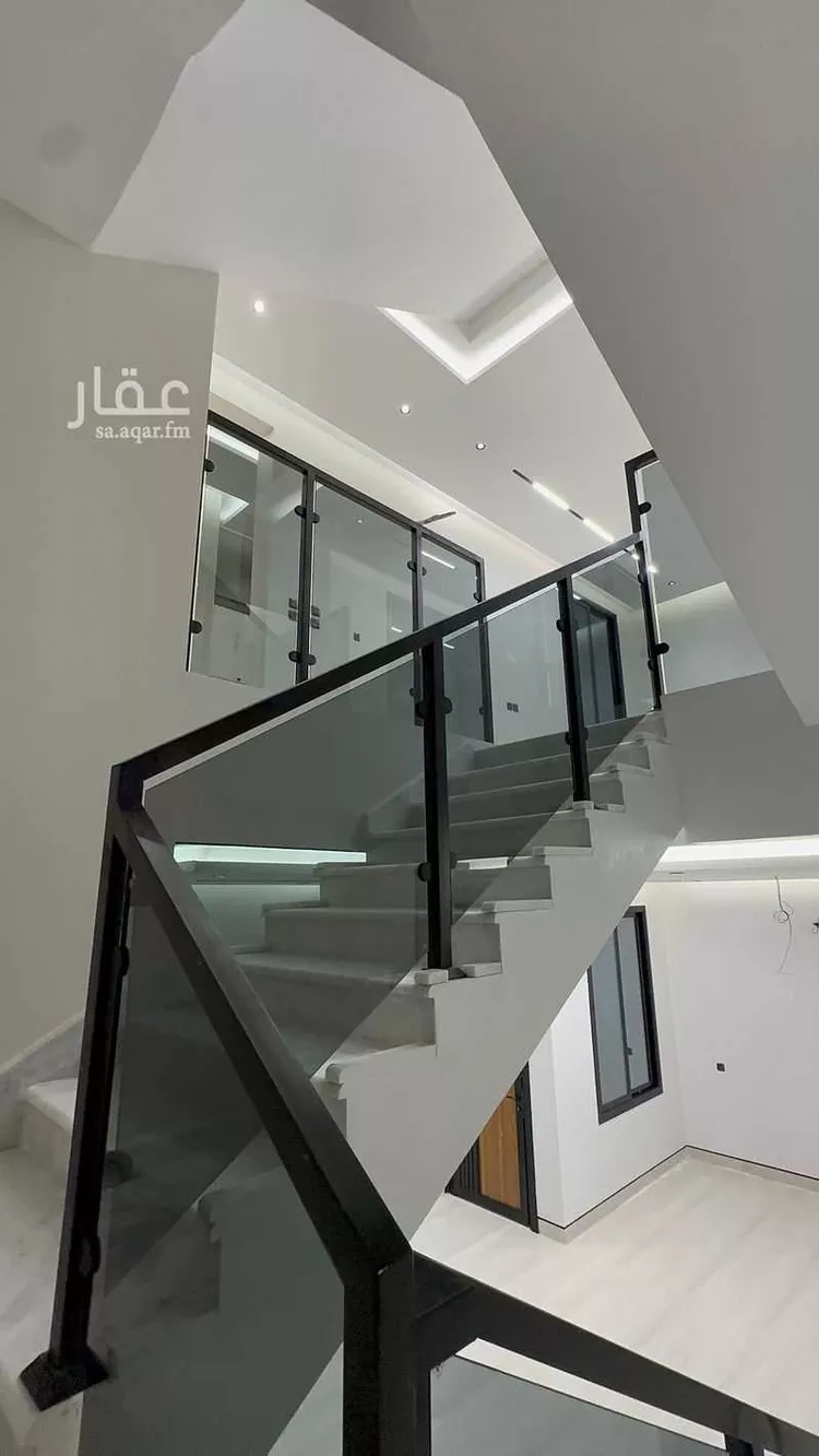 فيلا للبيع في شارع يحيى بن عبدالله بن بكير , حي شوران, مدينة المدينة المنورة, منطقة المدينة المنورة صورة 4