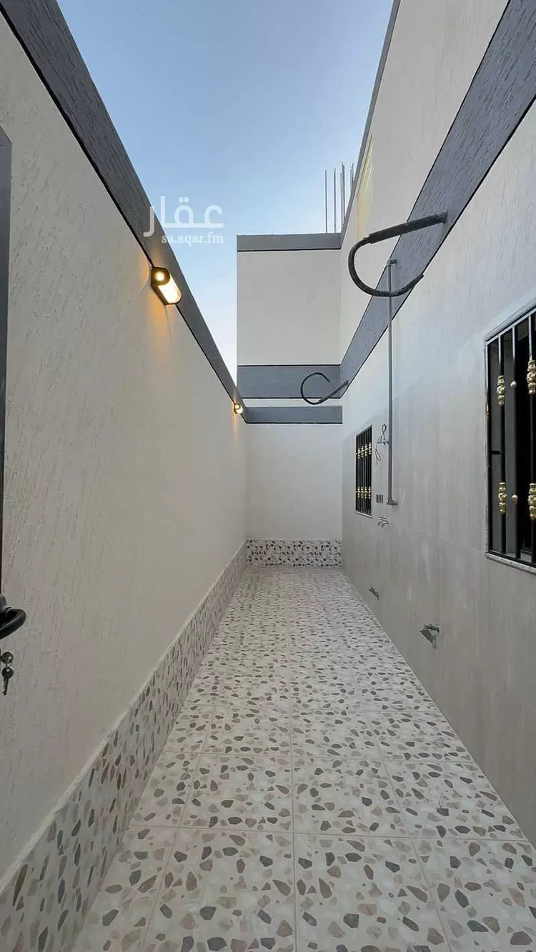 Floor for Sale in Medina As Sikkah Al Hadid 18