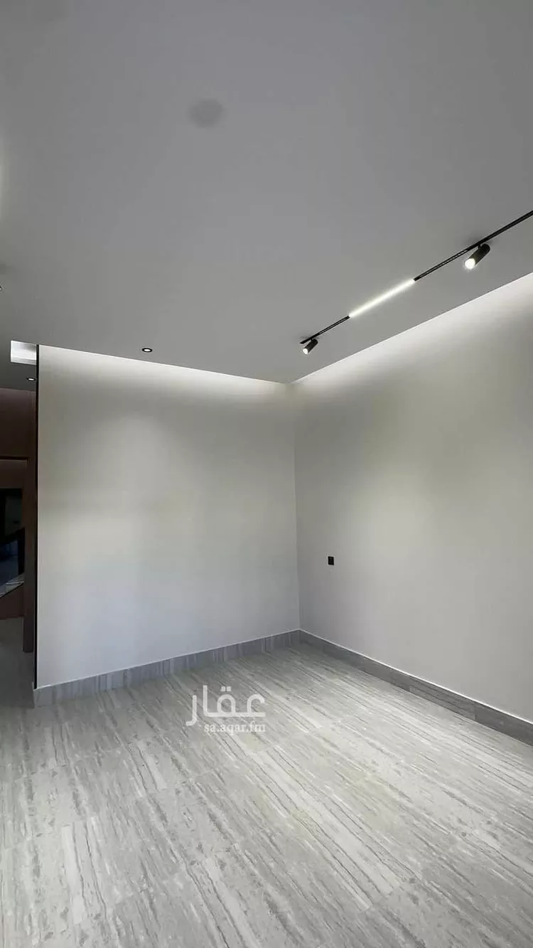 فيلا للبيع في شارع بشر ابن هلال العبدي, حي شوران, مدينة المدينة المنورة, منطقة المدينة المنورة صورة 5