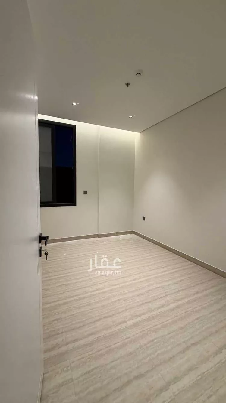 شقة للبيع في شارع الأمير عبدالعزيز بن ثنيان, حي النخيل, مدينة الرياض, منطقة الرياض صورة 2